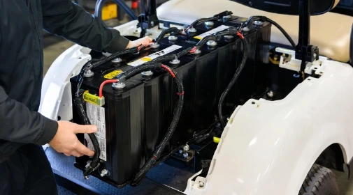 48V golf cart LiFePO4 battery installation for Club Car and EZGO showing lithium-ion market penetration 48V golf cart LiFePO4 battery installation for Club Car and EZGO showing lithium-ion market penetration
